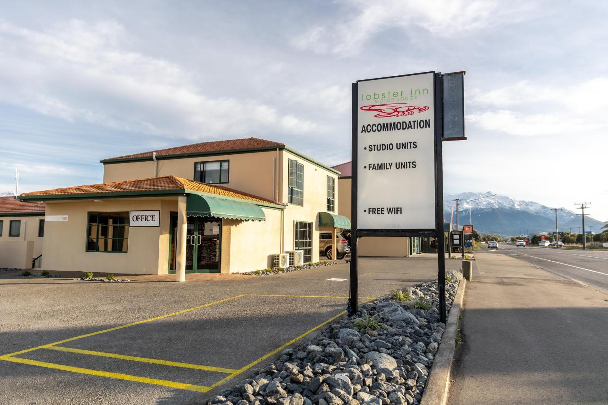Lobster Inn Motel Kaikoura Bagian luar foto