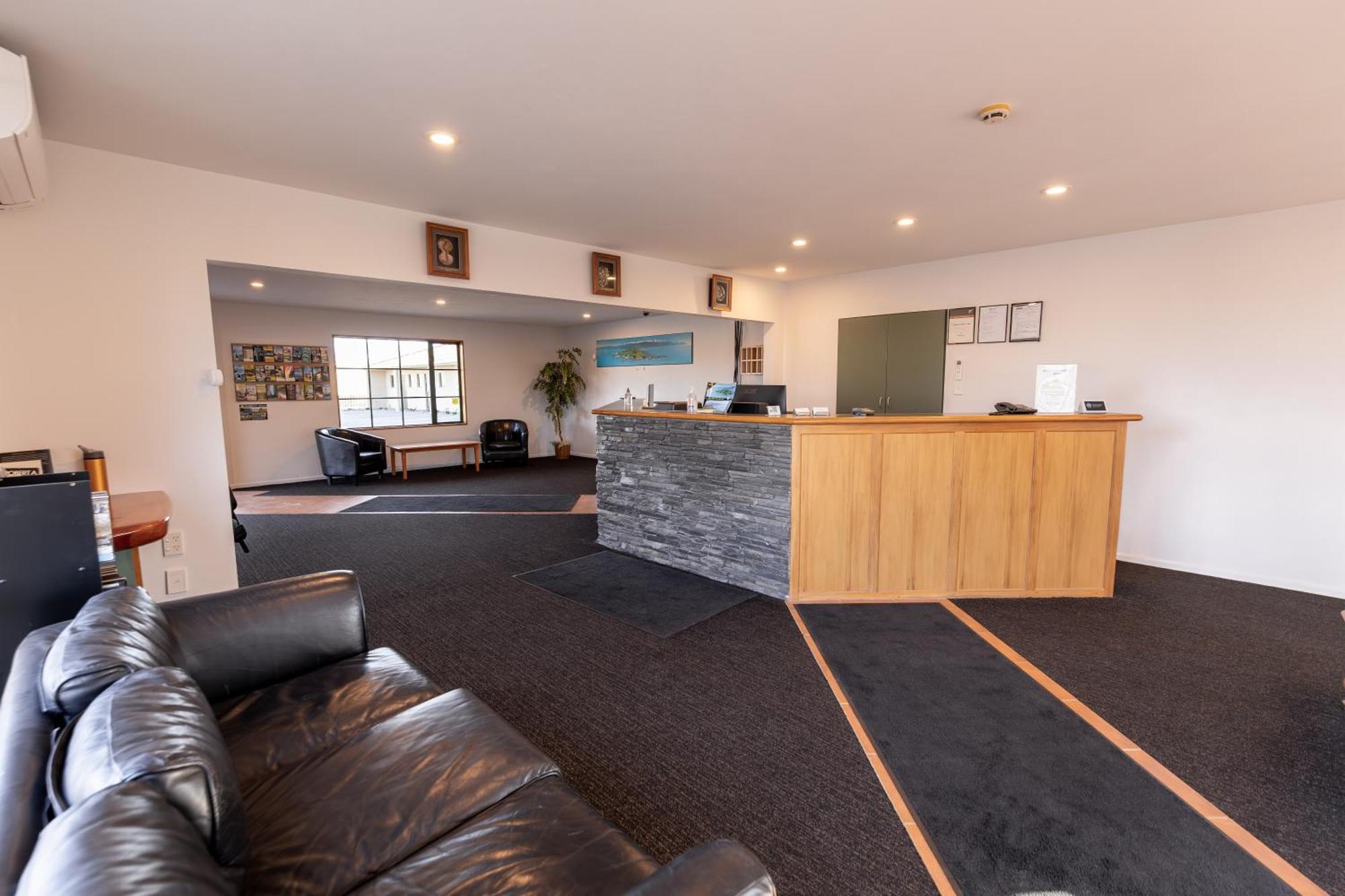 Lobster Inn Motel Kaikoura Bagian luar foto