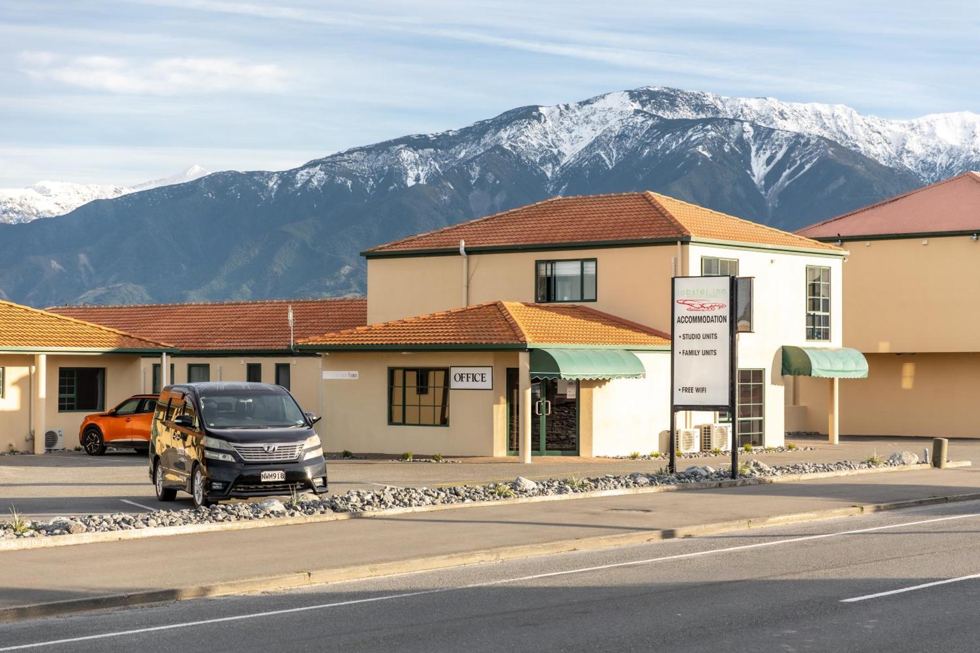 Lobster Inn Motel Kaikoura Bagian luar foto